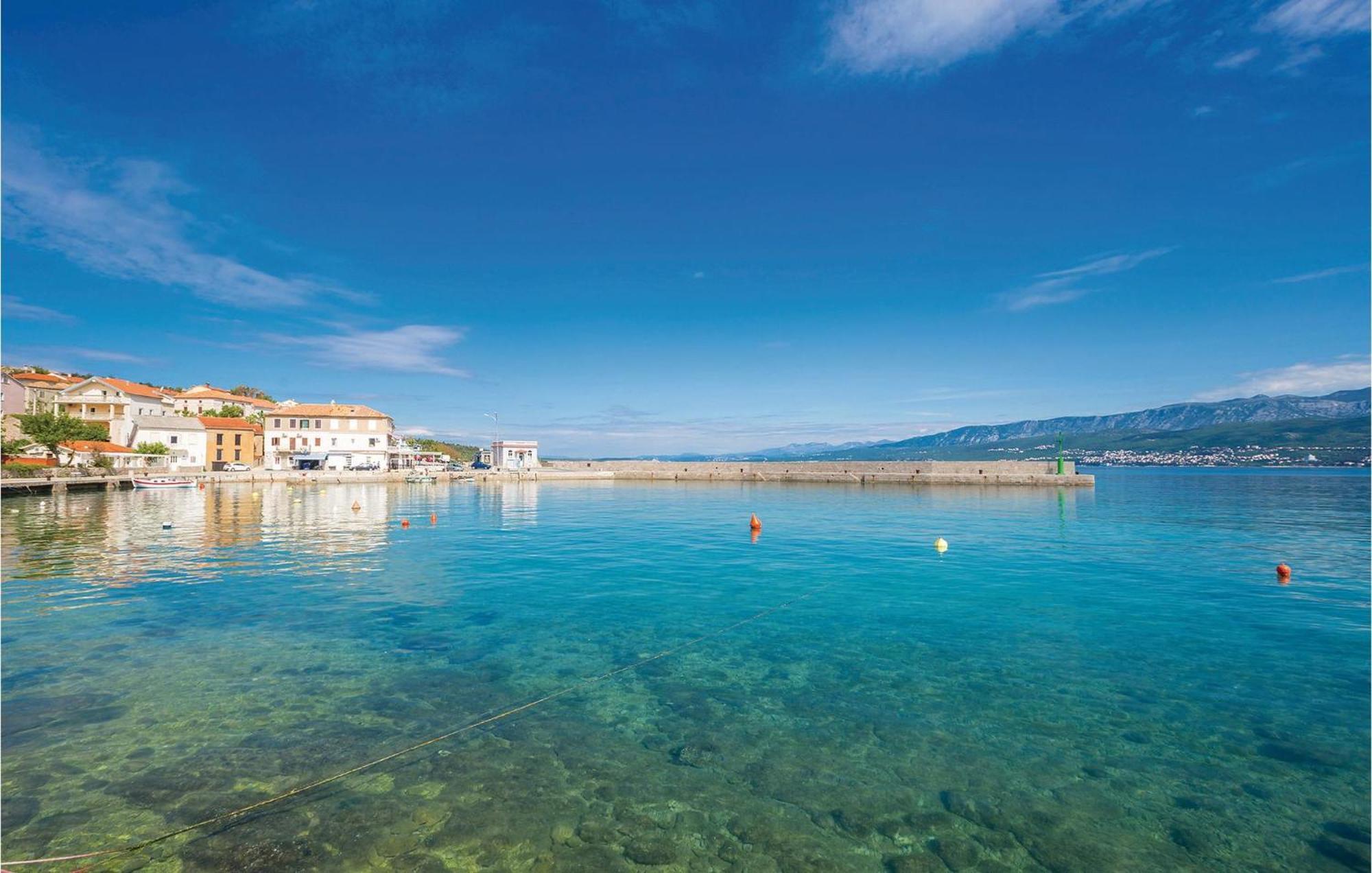 Awesome apartment in Krk with 2 Bedrooms&WiFi Risika Buitenkant foto