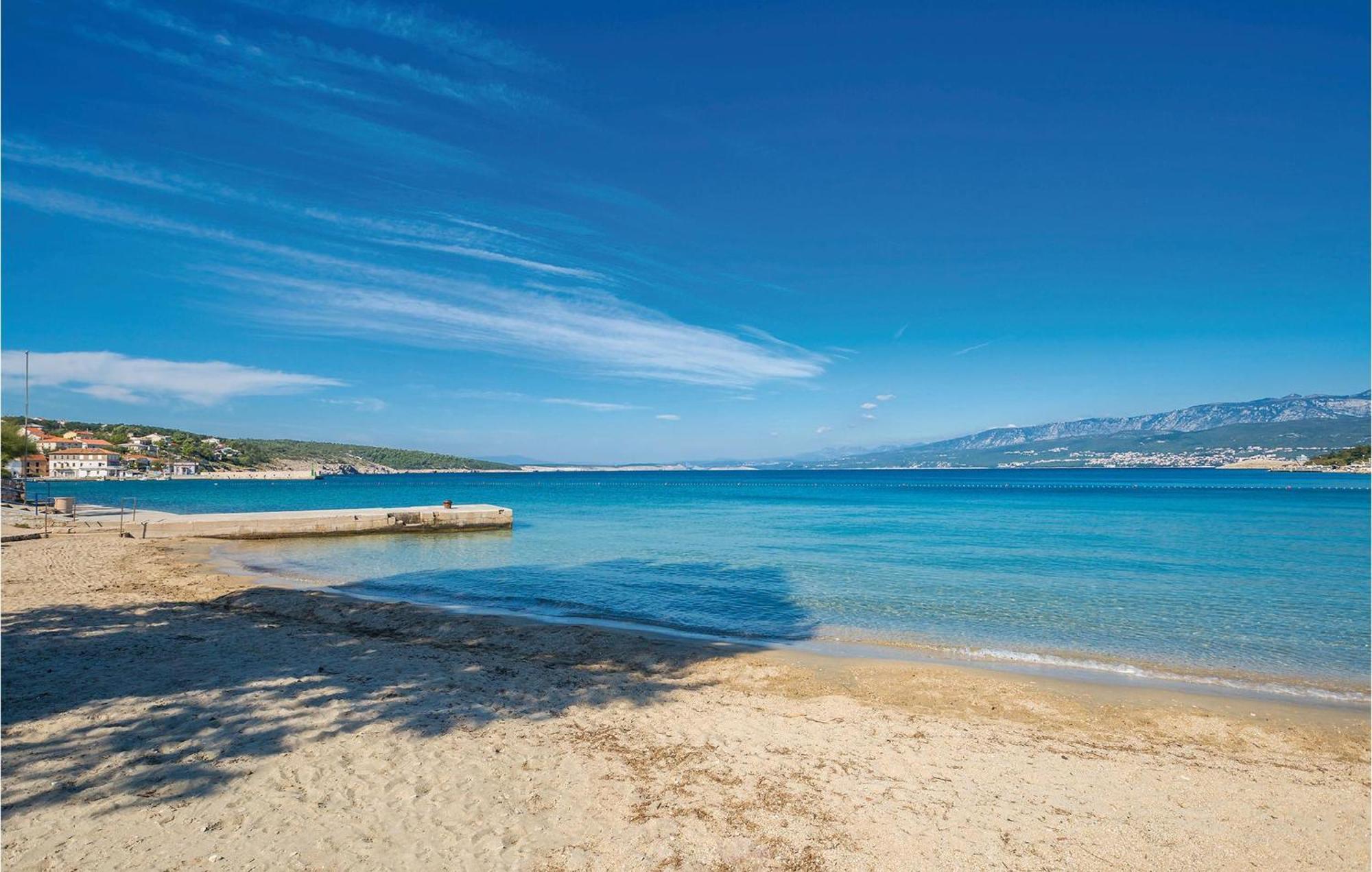 Awesome apartment in Krk with 2 Bedrooms&WiFi Risika Buitenkant foto