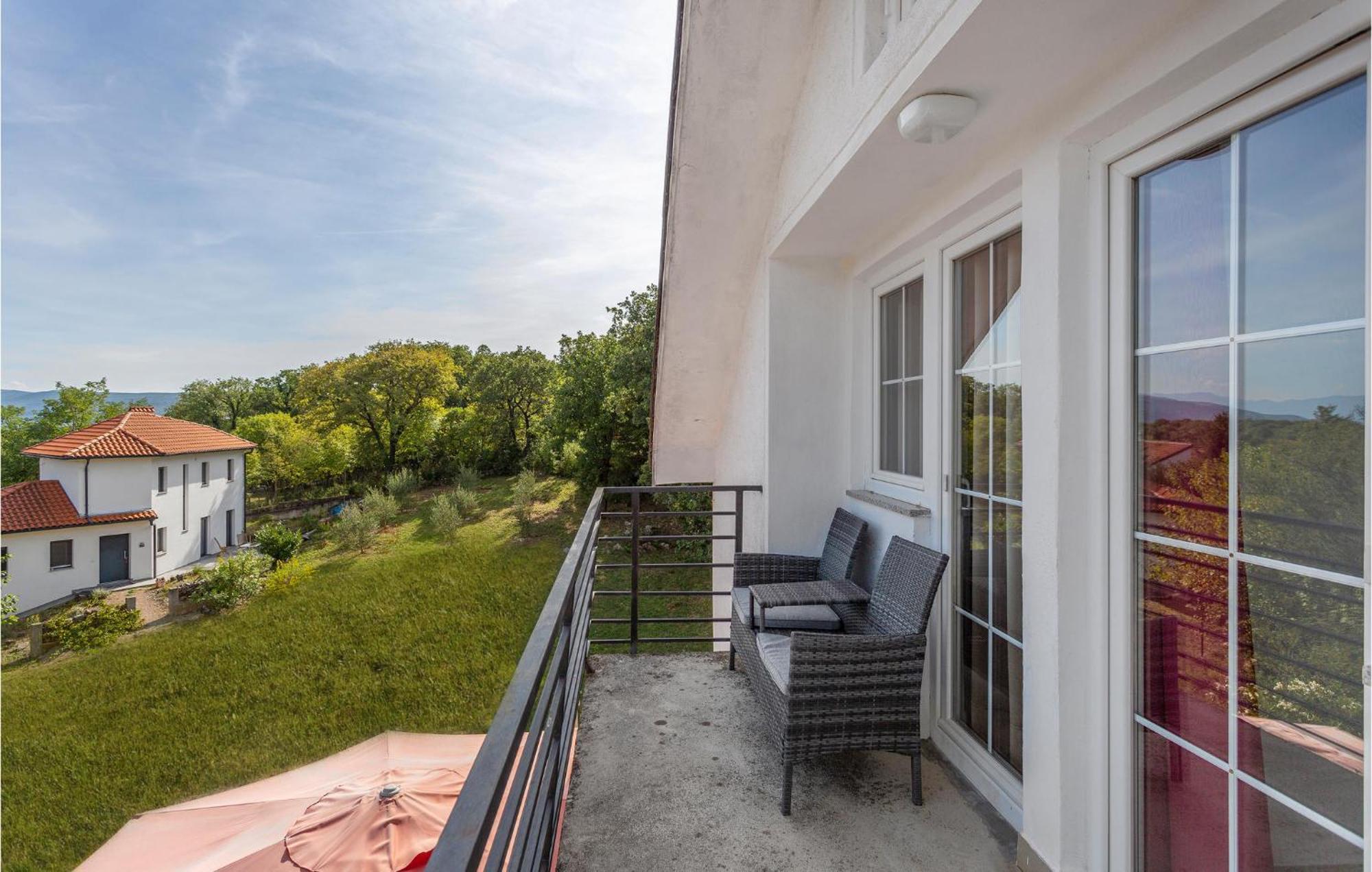 Awesome apartment in Krk with 2 Bedrooms&WiFi Risika Buitenkant foto